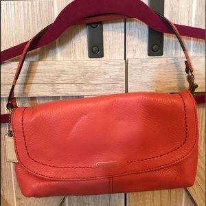 ⭐️AUTHENTIC⭐️ COACH CLUTCH